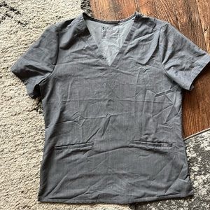 Casma three pocket scrub top - large